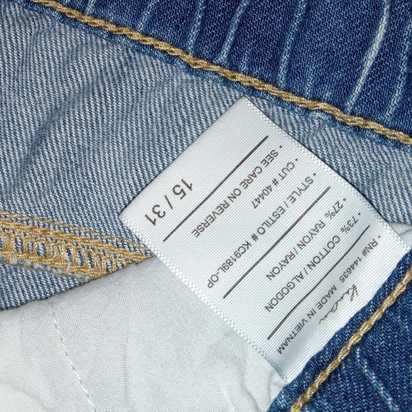 KanCan Like New Super Distressed Highrise Paper Bag Waist Mom Jeans sz 15/31 - Picture 7 of 12